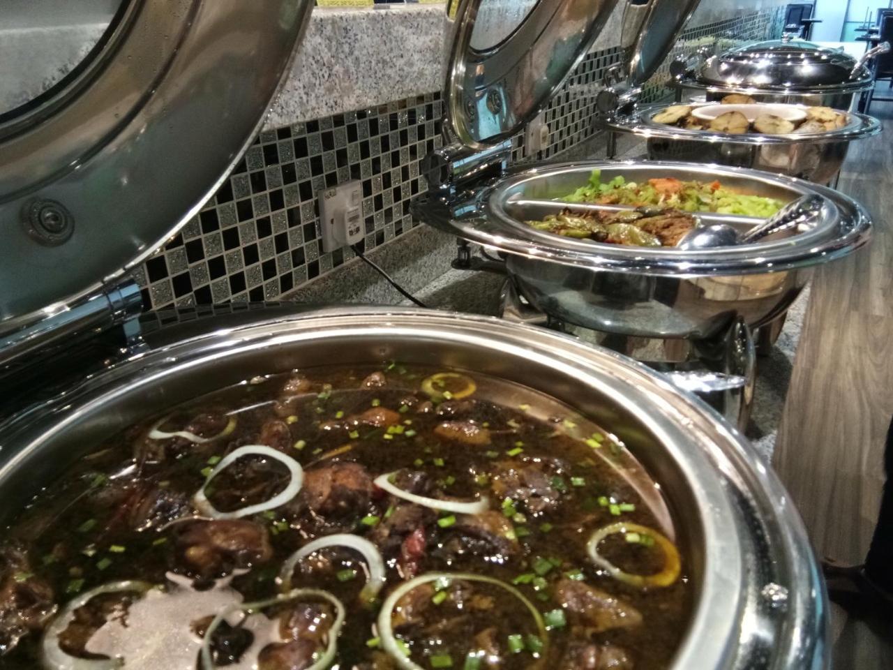Purnama Hotel Limbang Eksteriør billede