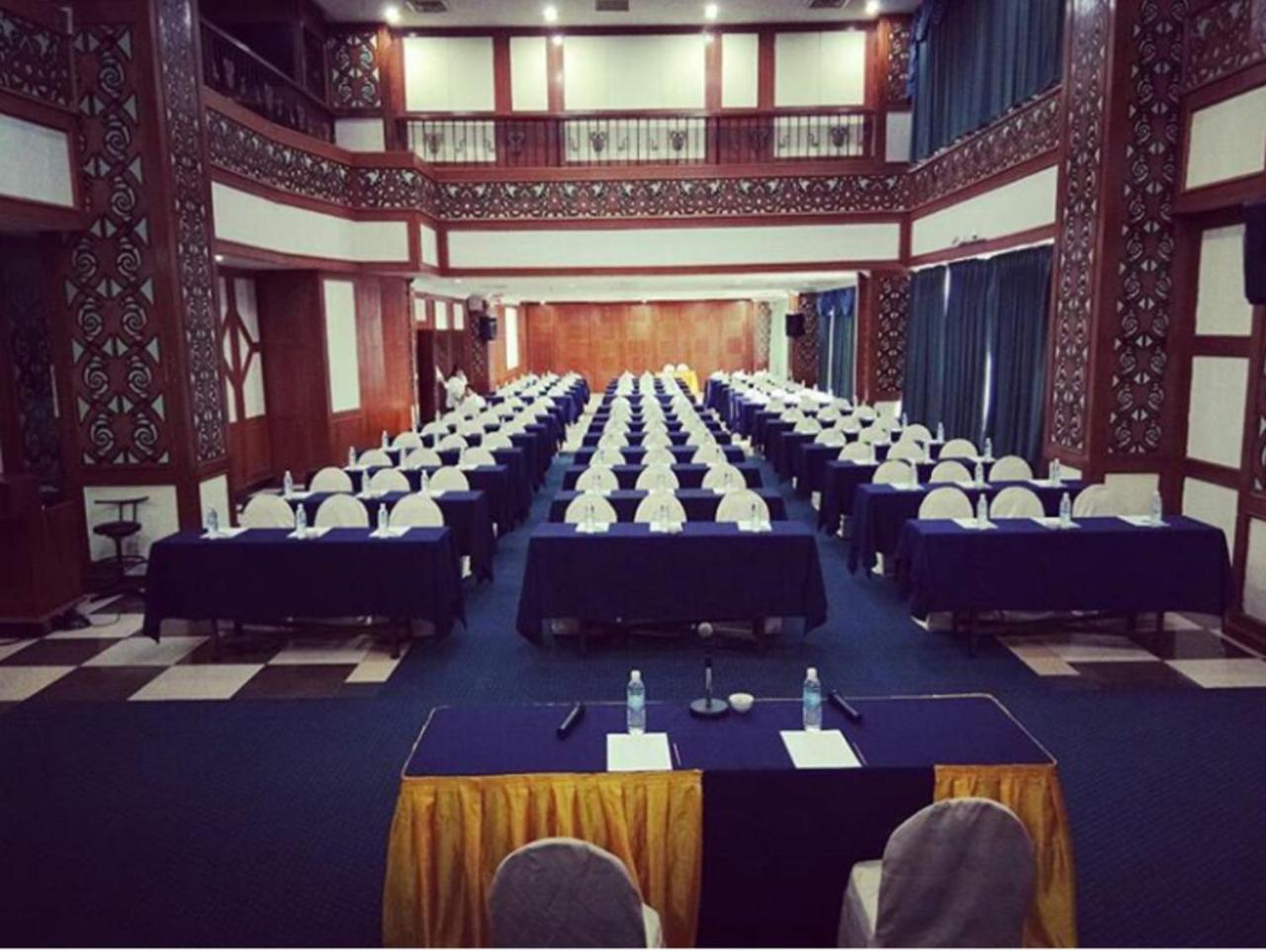Purnama Hotel Limbang Eksteriør billede